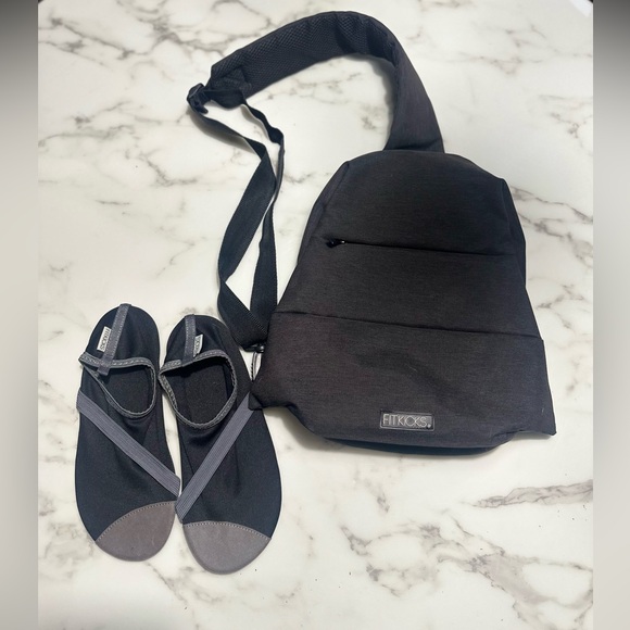 FitKicks Black and Gray Shoes with Sling Bag women’s Large - Picture 1 of 6